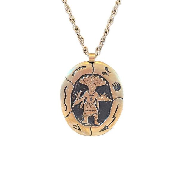 Nickel Silver Native American Themed Pendant on Silver Toned Rope Chain. - Picture 6 of 7